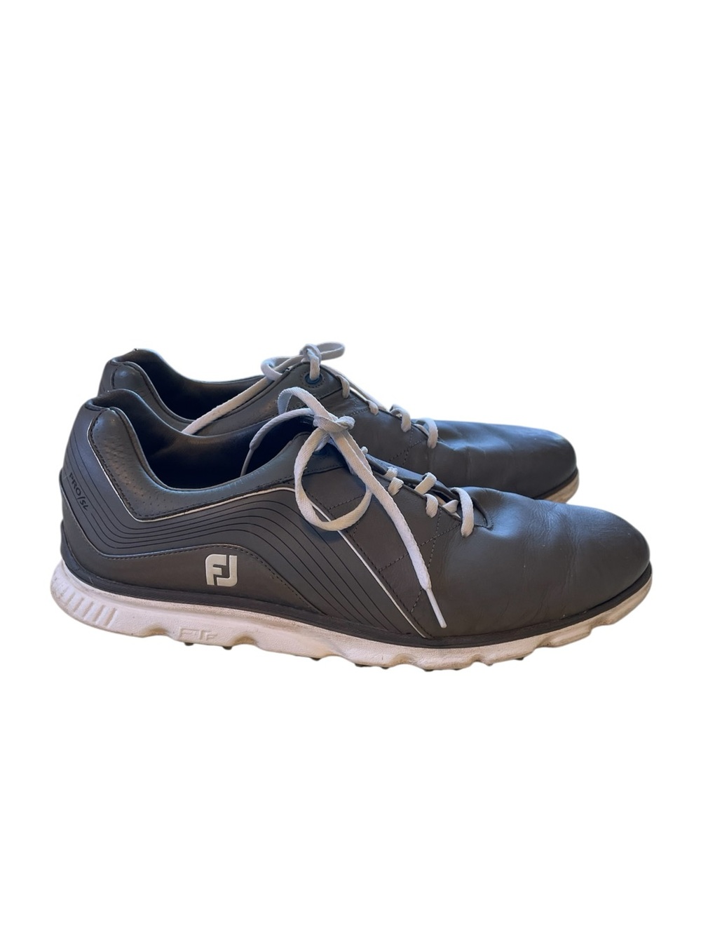 G7- FootJoy Gray and White Men's size 13 Golf Athletic Shoes